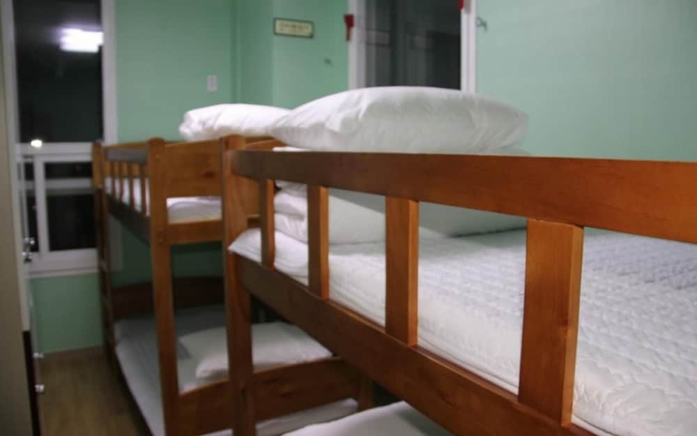 Busan Hyu Plus Guest House