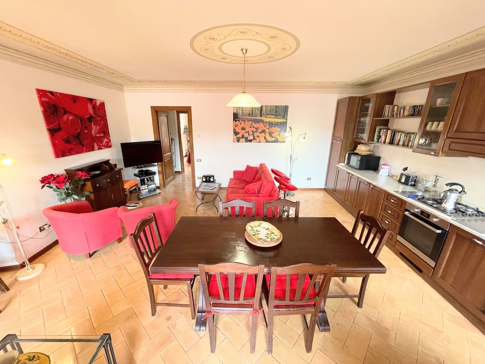 Central Spoleto Apartment With Large Terrace view 3