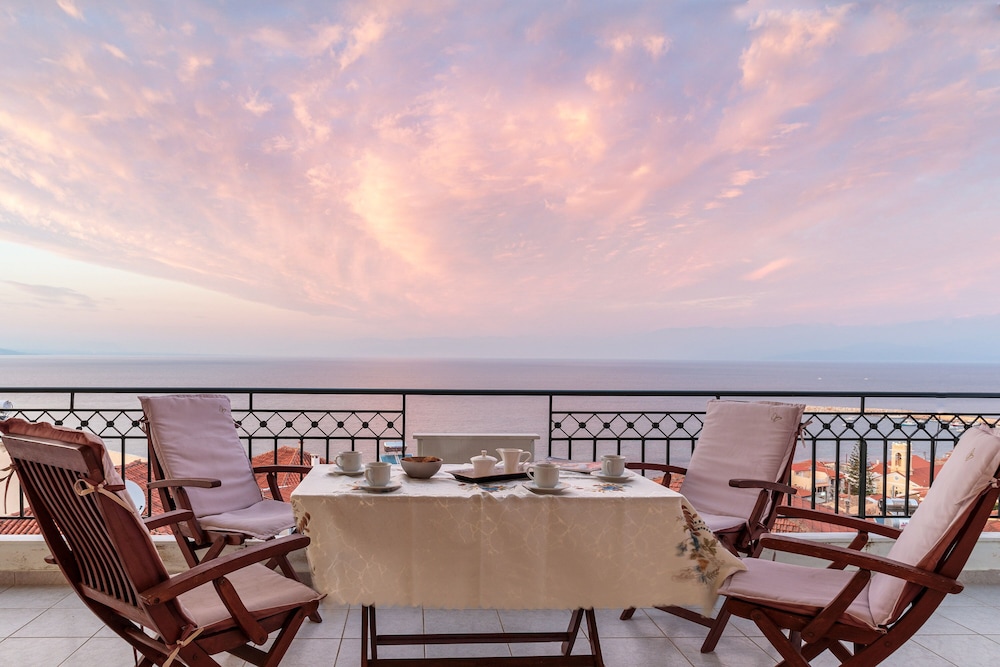Escape Reality - Magic Getaway with Paradise View photo 1