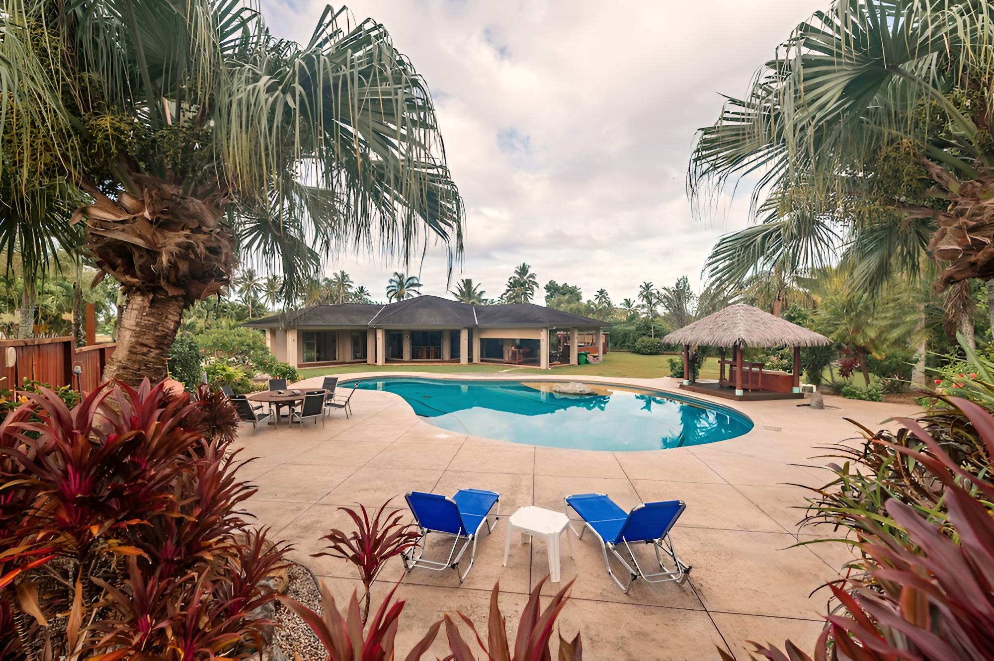 Rarotonga's Fishing Lodge - GT's