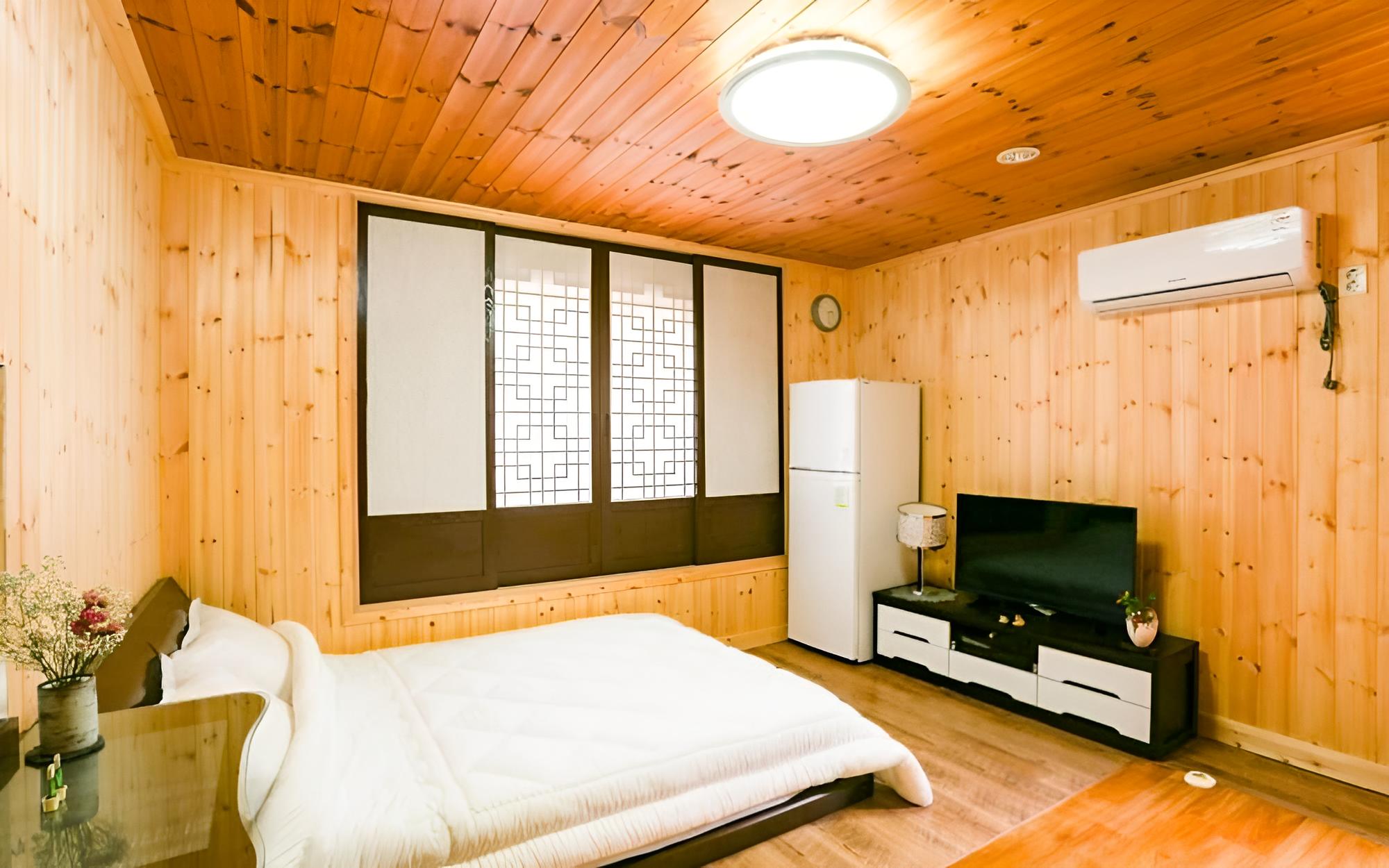 Danyang Eowoolim Pension