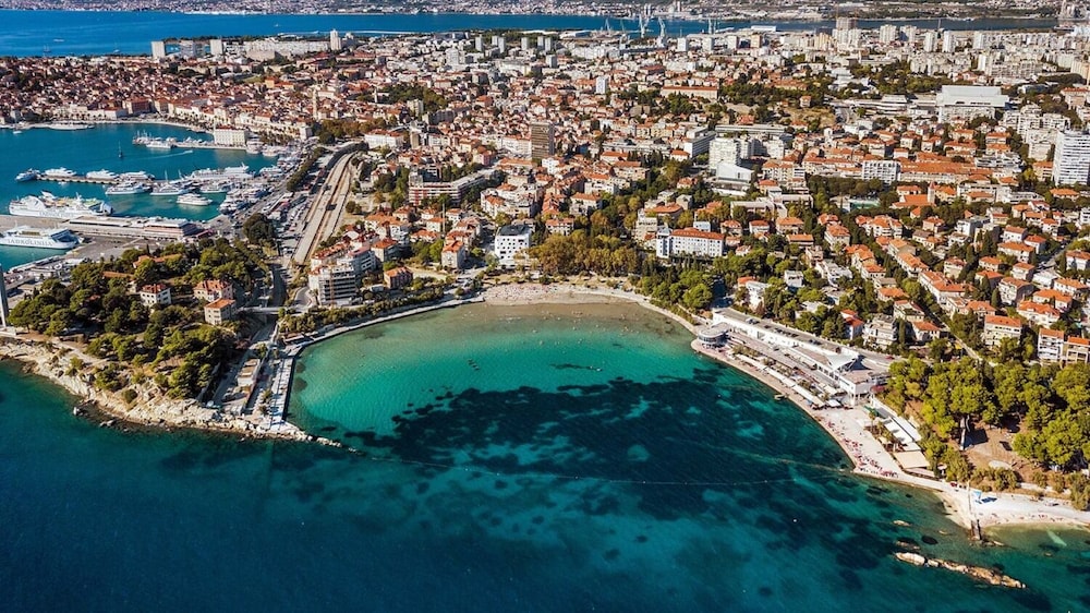 Miro - Modern - A3 Lijevi — Split