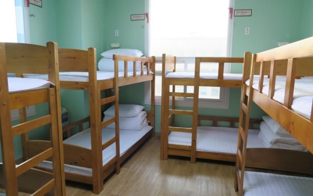 Busan Hyu Plus Guest House