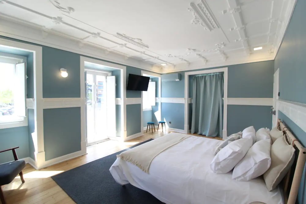 Lovely 1 Bedroom With Patio in Lisbon