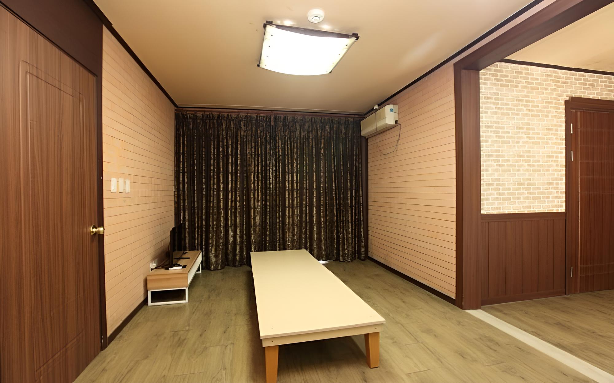 Yong Maple Pension