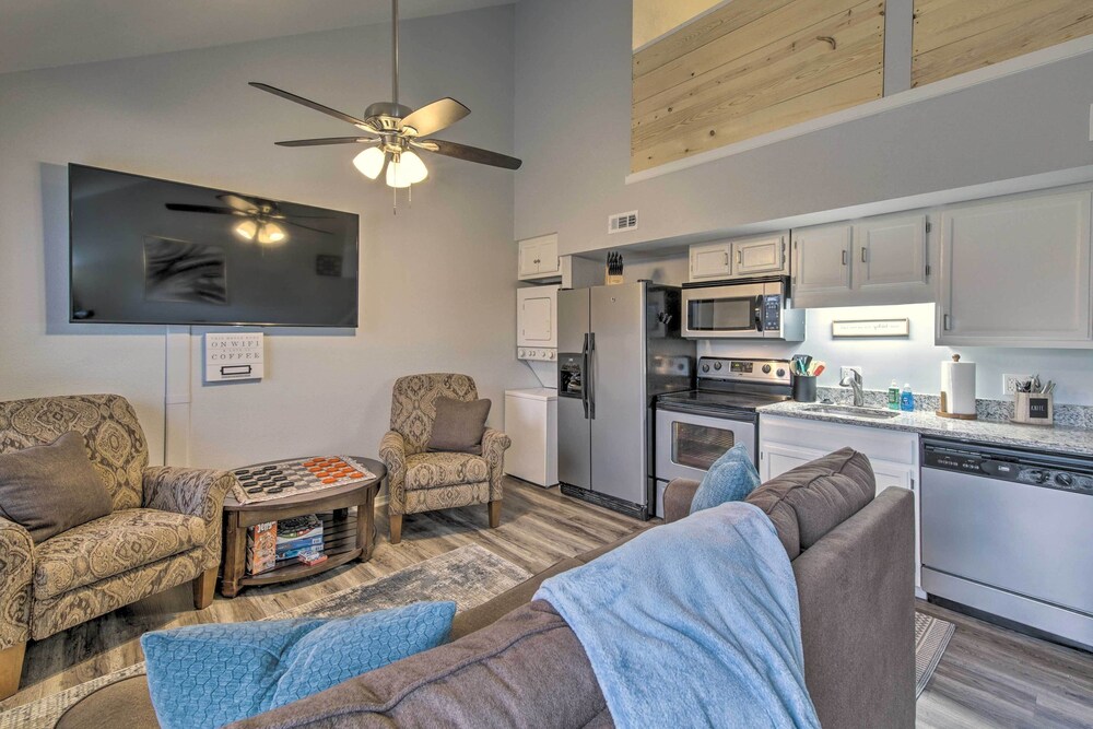 Branson Condo - Balcony, Walk to Fall Creek Marina view 3