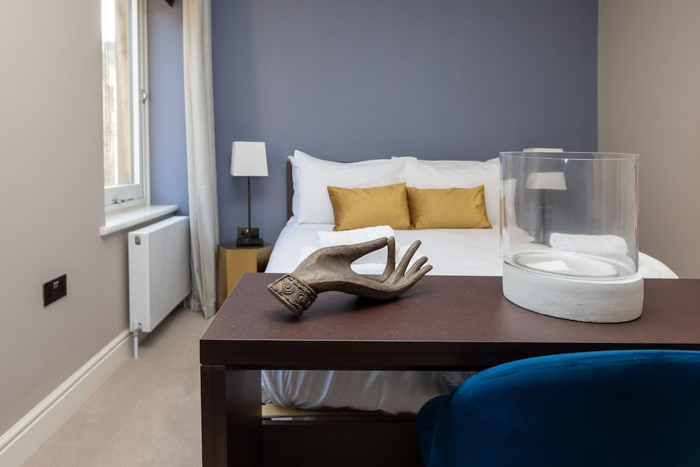Stunning 3 Bedroom Flat in Covent Garden