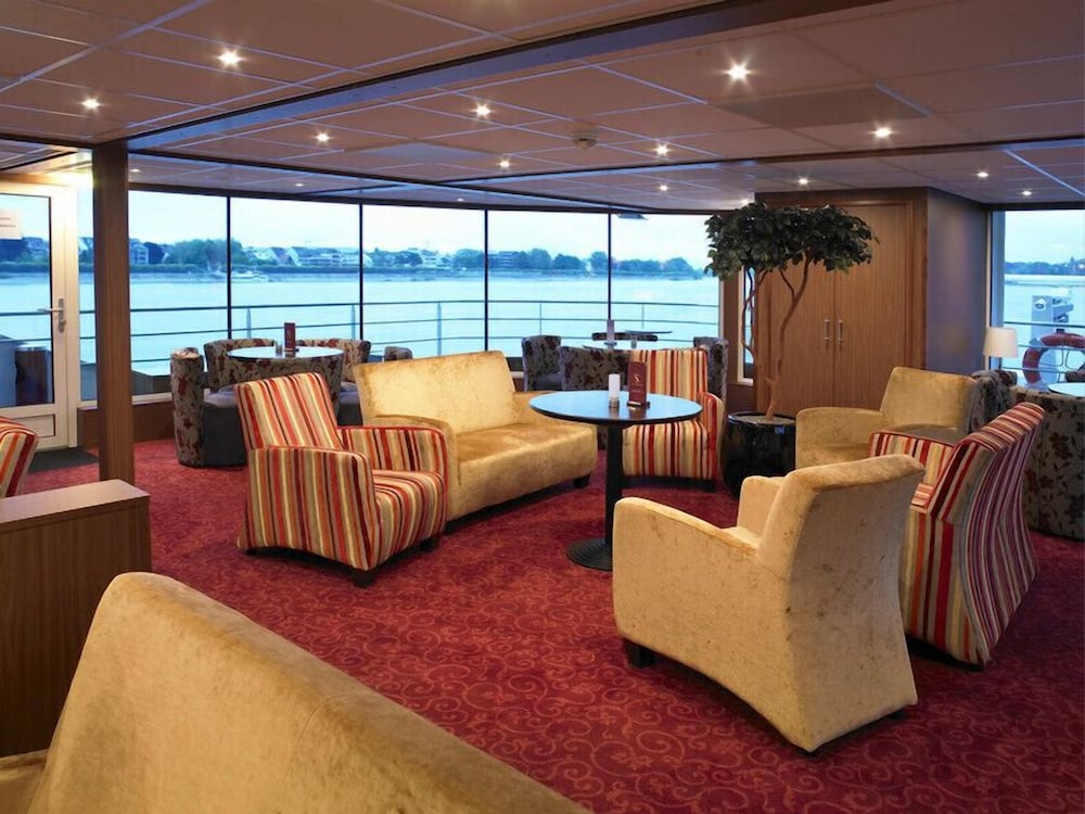 Neuss Vacations - Select MS Serenity - Neuss - Property Image 4