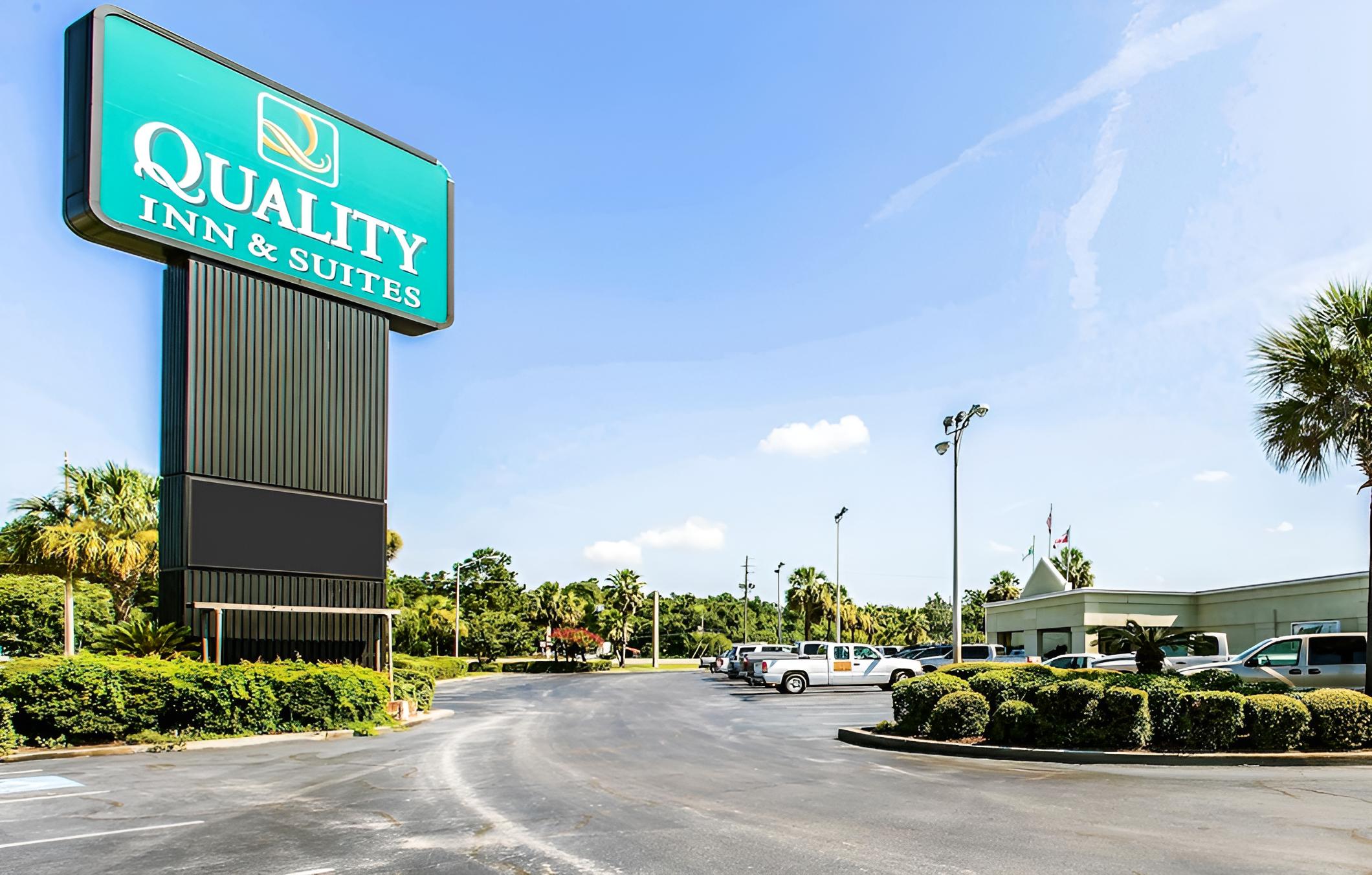 Quality Inn & Suites