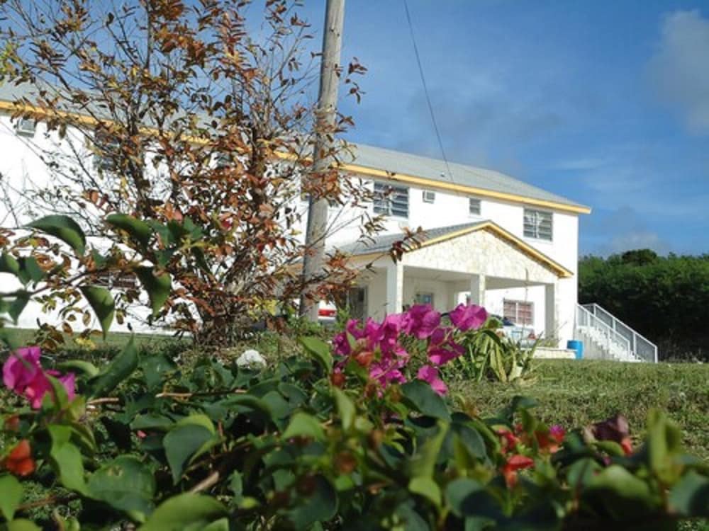 Cat Island Vacations - Orange Creek Inn - Property Image 4