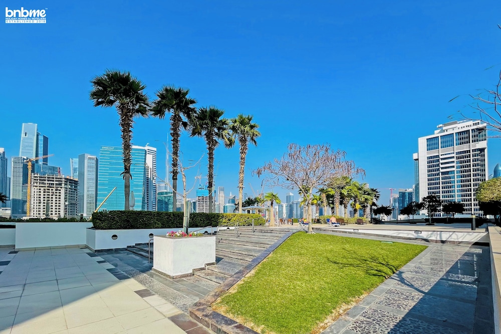 Bnbme - Churchill Towers 1 Bedroom Canal View