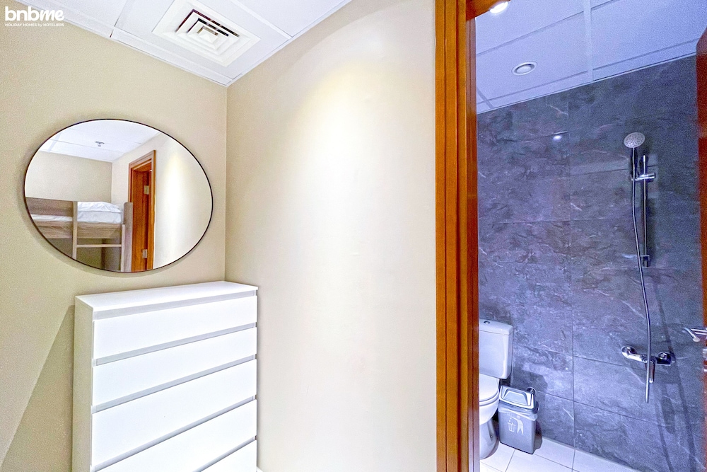 3B-Amna Tower-4801 by bnbme homes