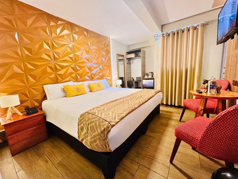 MONTREAL MAGDALENA HOTEL