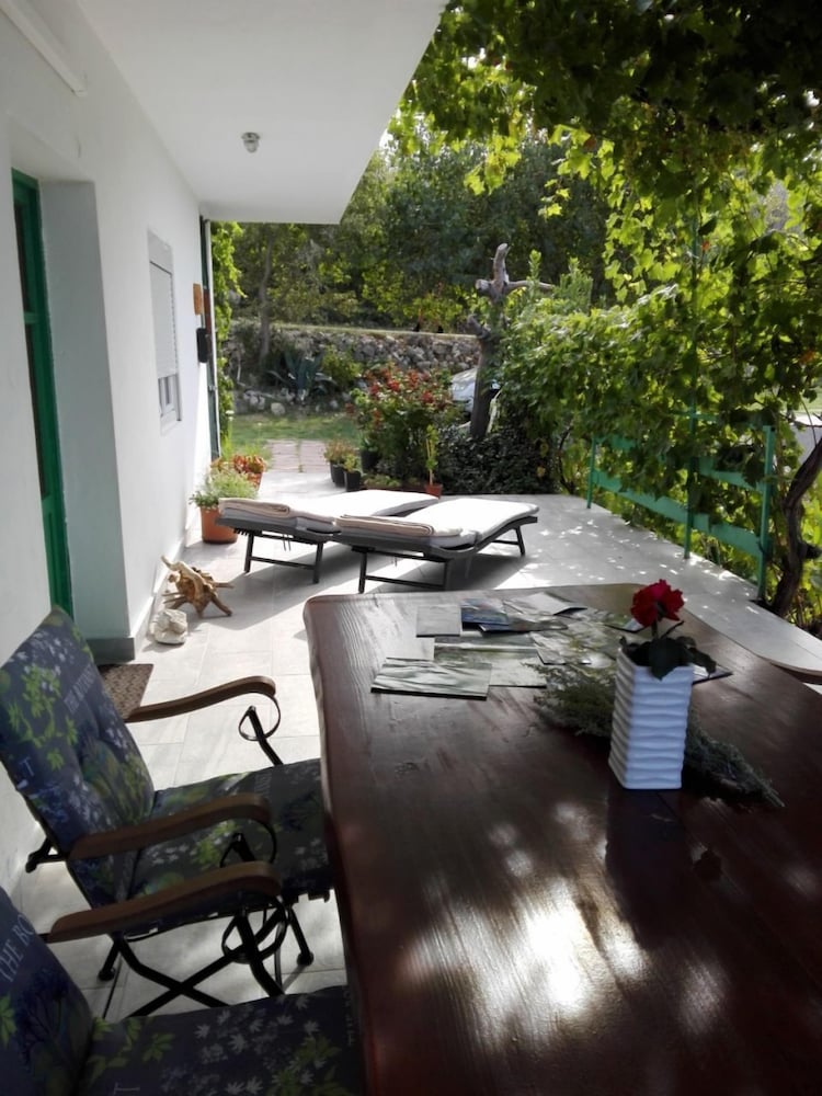 Markas - pet Friendly - A1 Bella Vista 1
