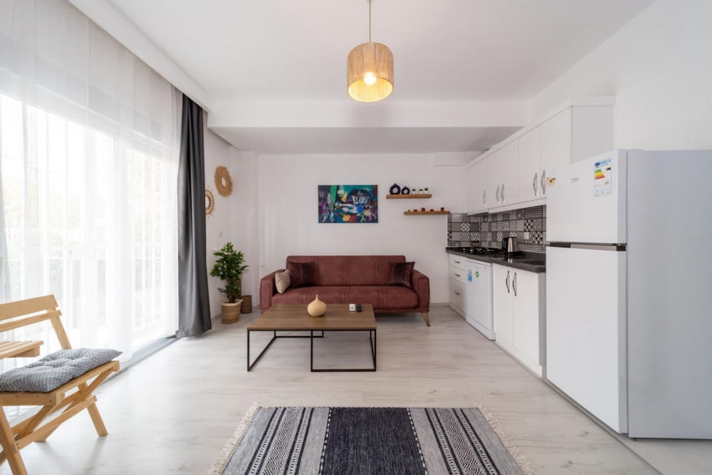 Comfortable Modern Flat With Balcony in Muratpasa