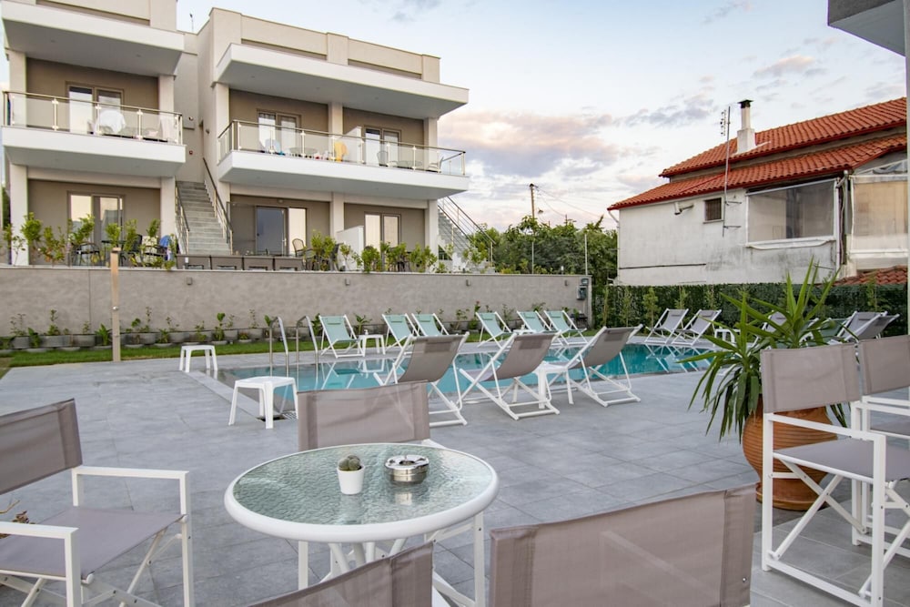 Heraclea Luxury Suites Maisonette 22 by Trave