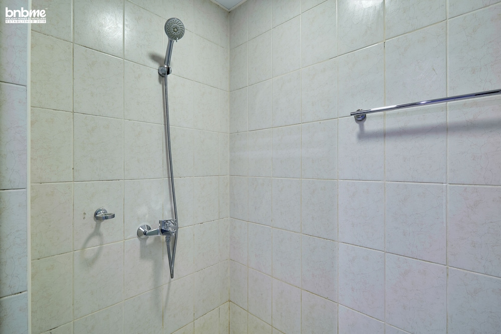 Bnbme - Churchill Towers 1 Bedroom Canal View