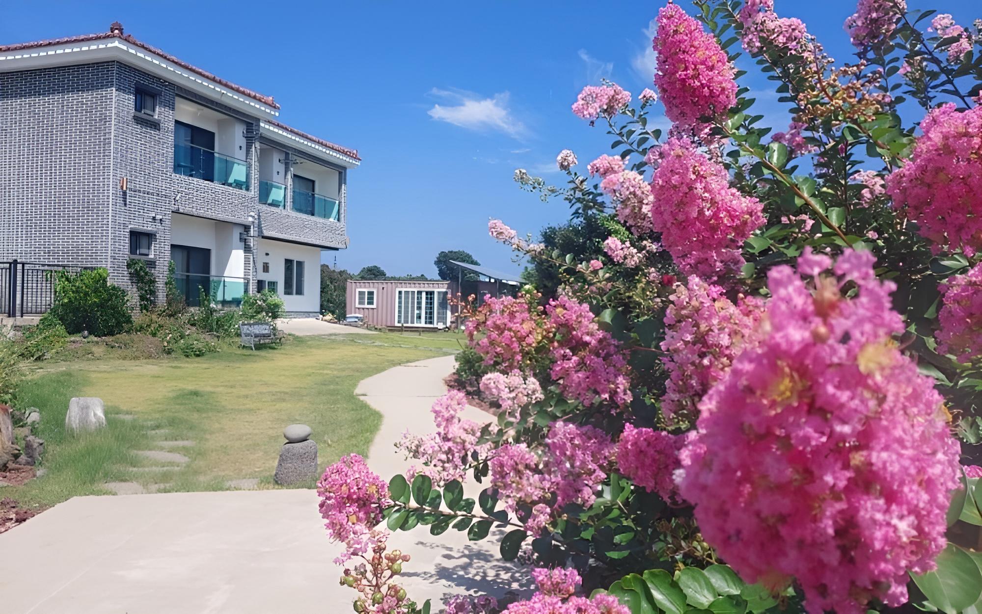 Seogwipo Soesokkak Cheonil Pension