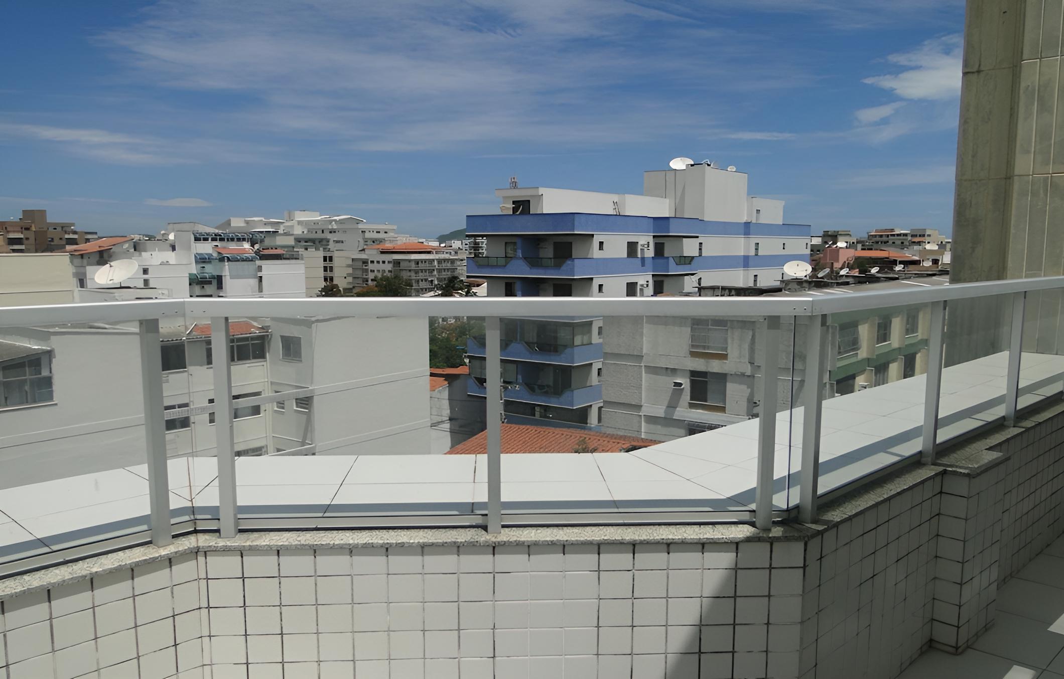 Linda Cobertura Duplex Renovada e Ampla