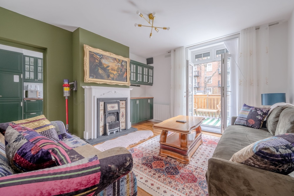 Spacious & Central 4BD Flat - Angel