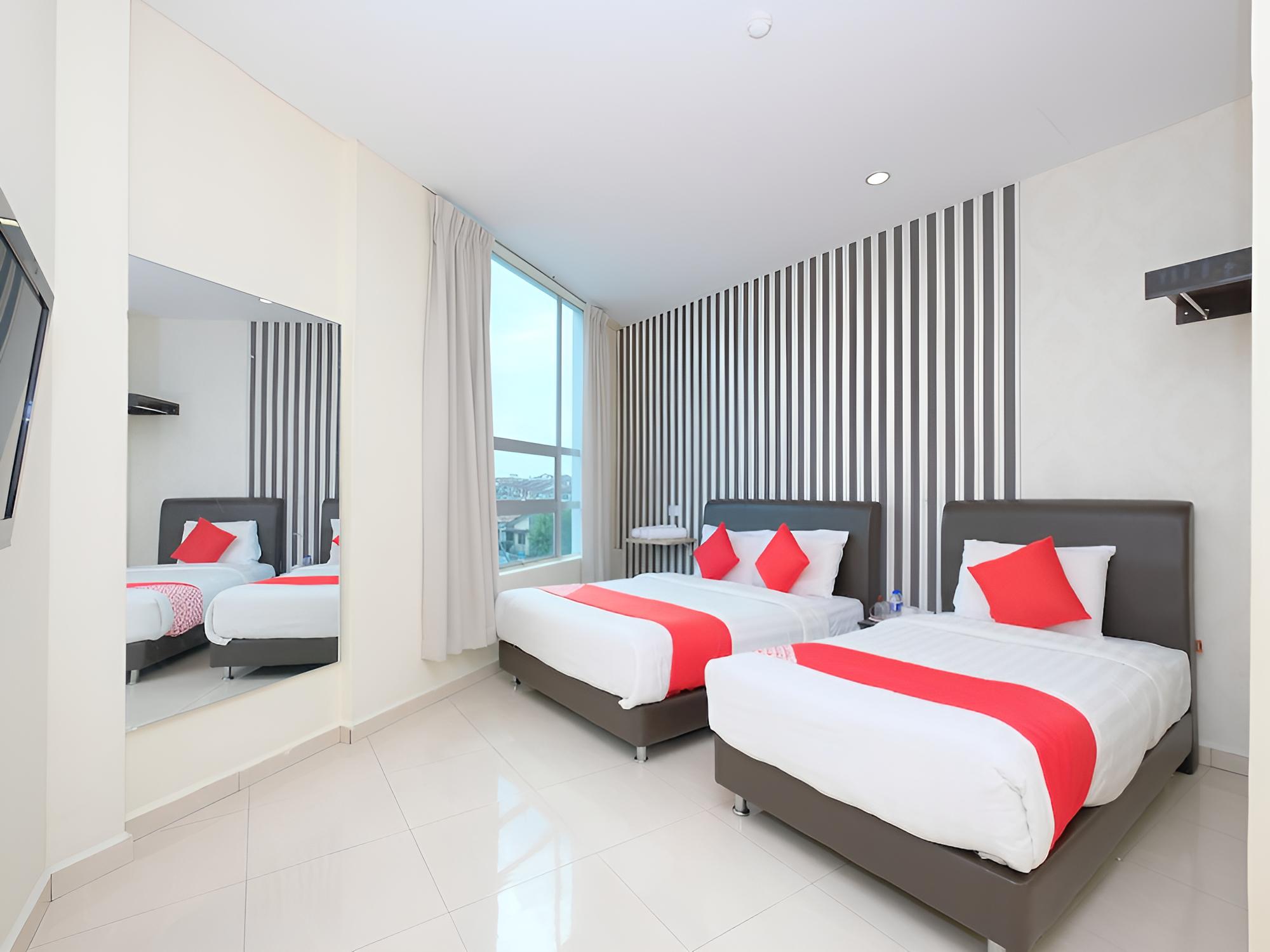 OYO 89493 Q Hotel Mentakab
