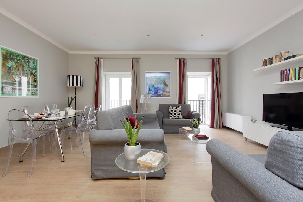 A4 Piazzetta Margutta - A4 - My Extra Home