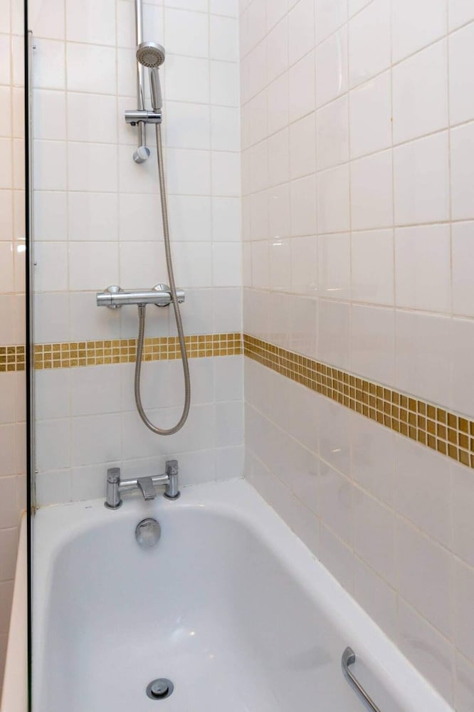 Cosy & Charming 2BD Flat Near Essex Road
