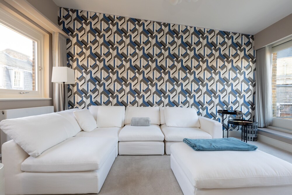 Stunning 3 Bedroom Flat in Covent Garden