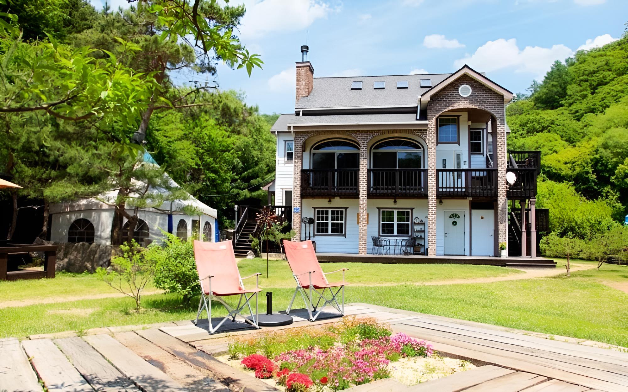 Hongcheon Gamjatown Pension