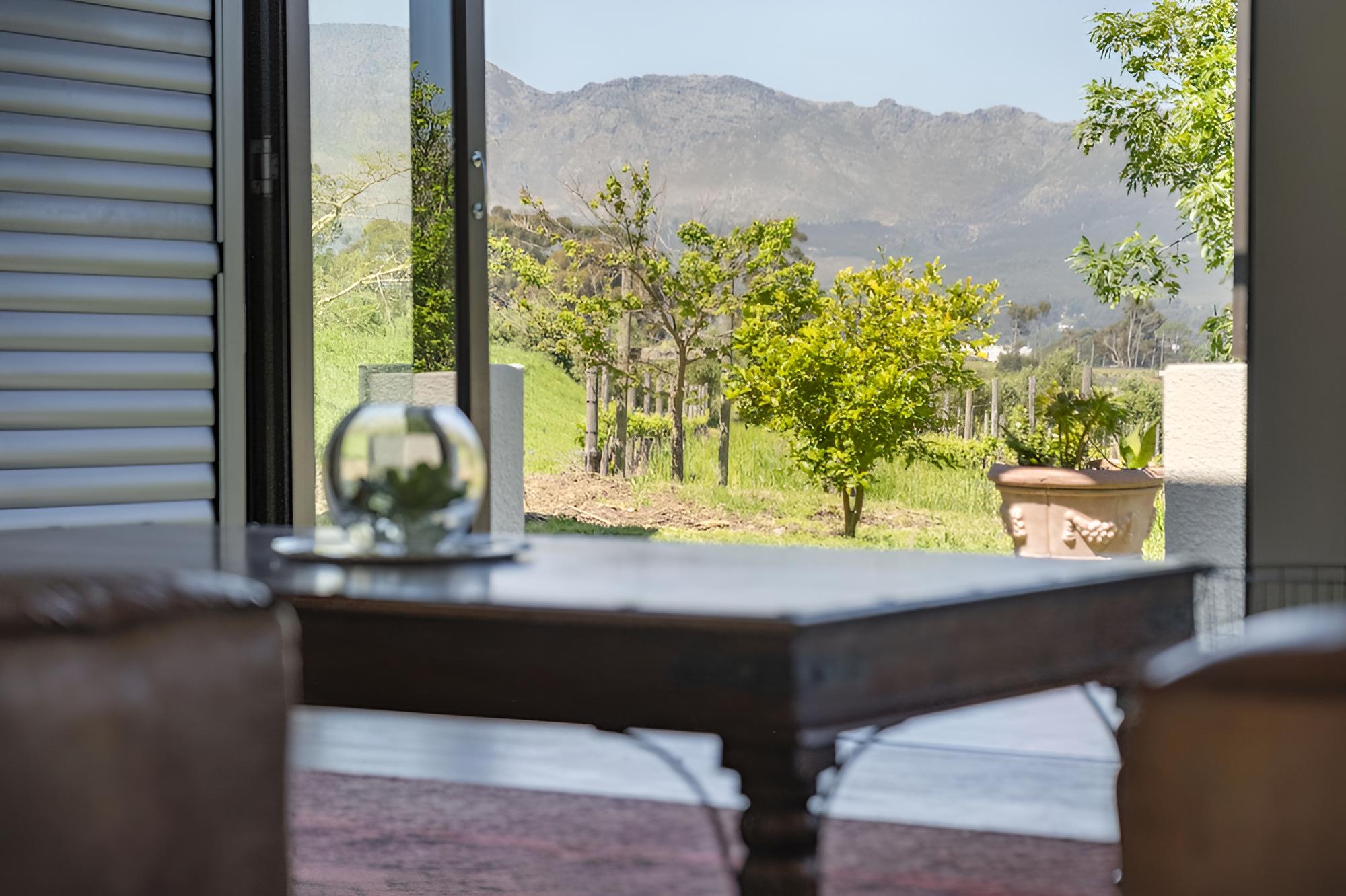 Vineyard Manor @ 13 Vines