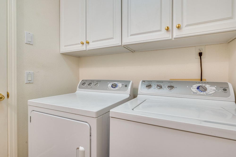 Boise Vacation Rental w/ Yard ~ 6 Mi to Downtown view 3