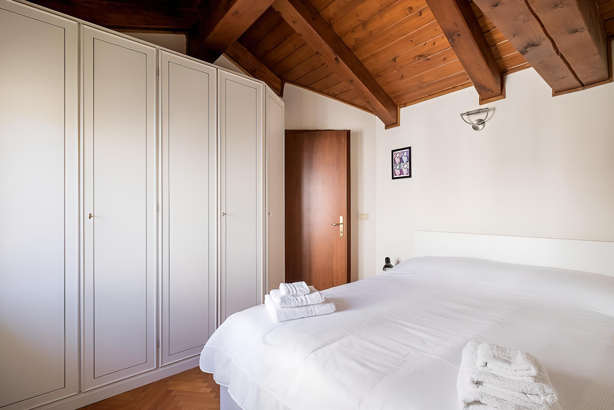 Appartamento a due Passi Dalle Torri by Wonderful Italy photo 1