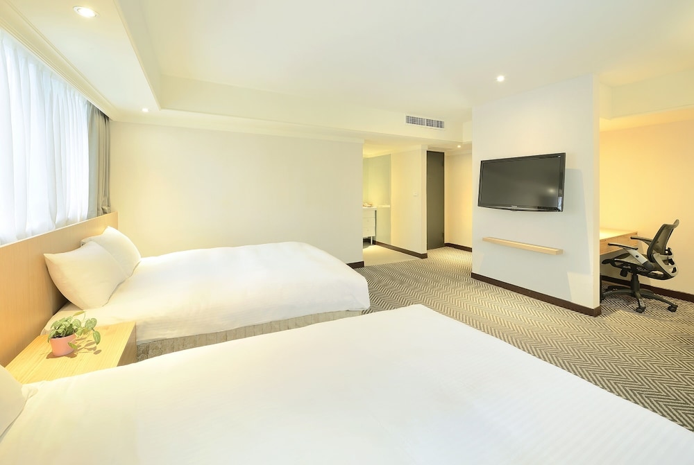 Green Garden Apartments - A
