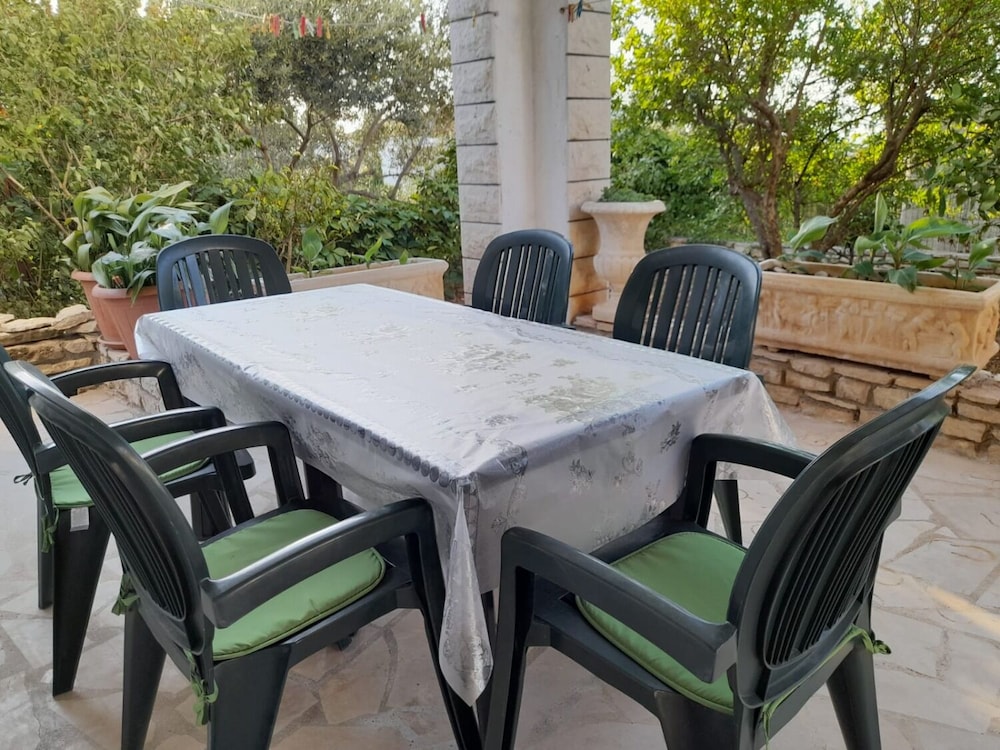 Jere - 50m From the sea With Parking - A2