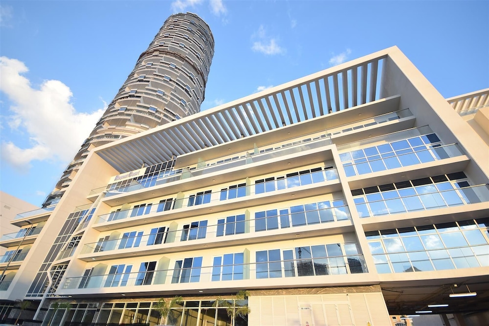 Regent Court 114