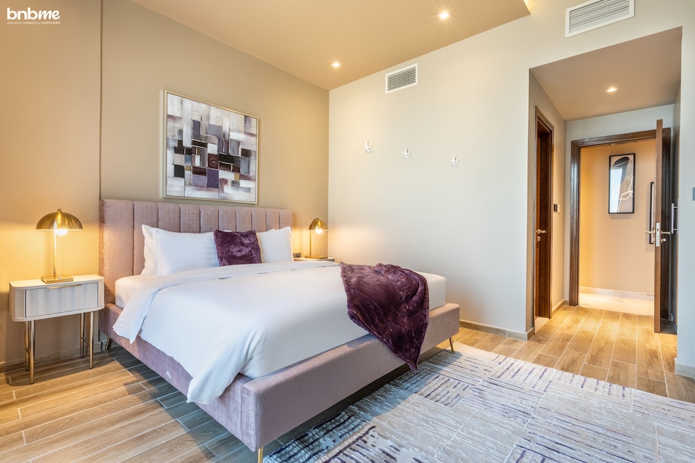 2B-Amna Tower - 4405 by bnbme homes