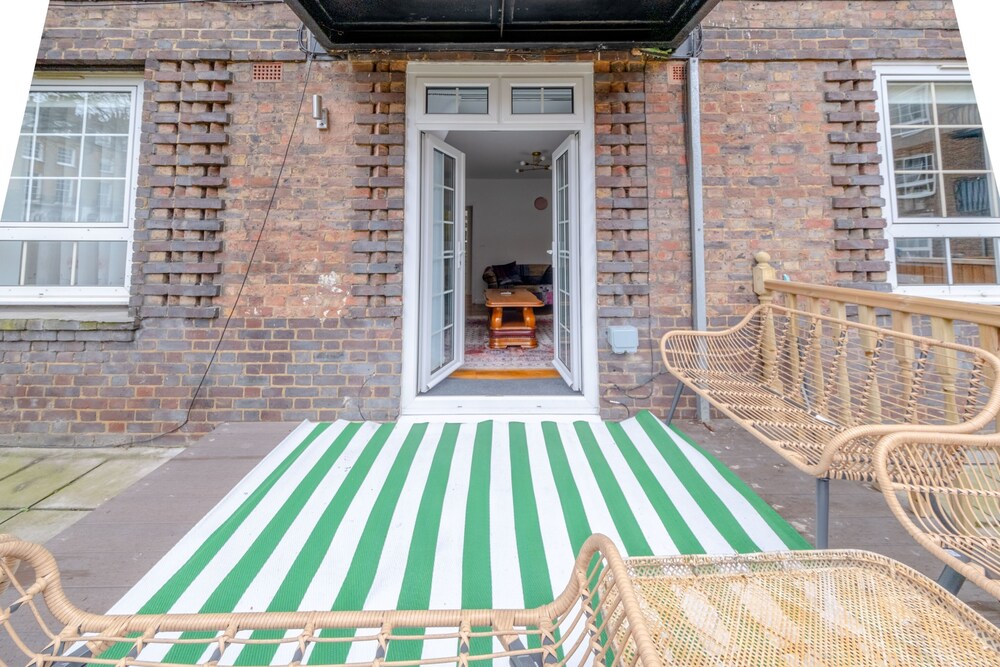 Spacious & Central 4BD Flat - Angel