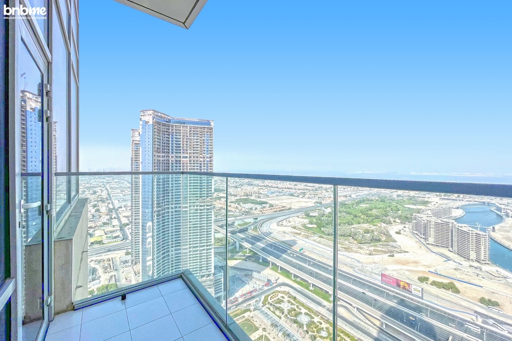 3B-Amna Tower-4801 by bnbme homes