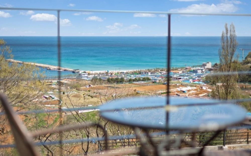 Uljin Beatrice Pool Villa