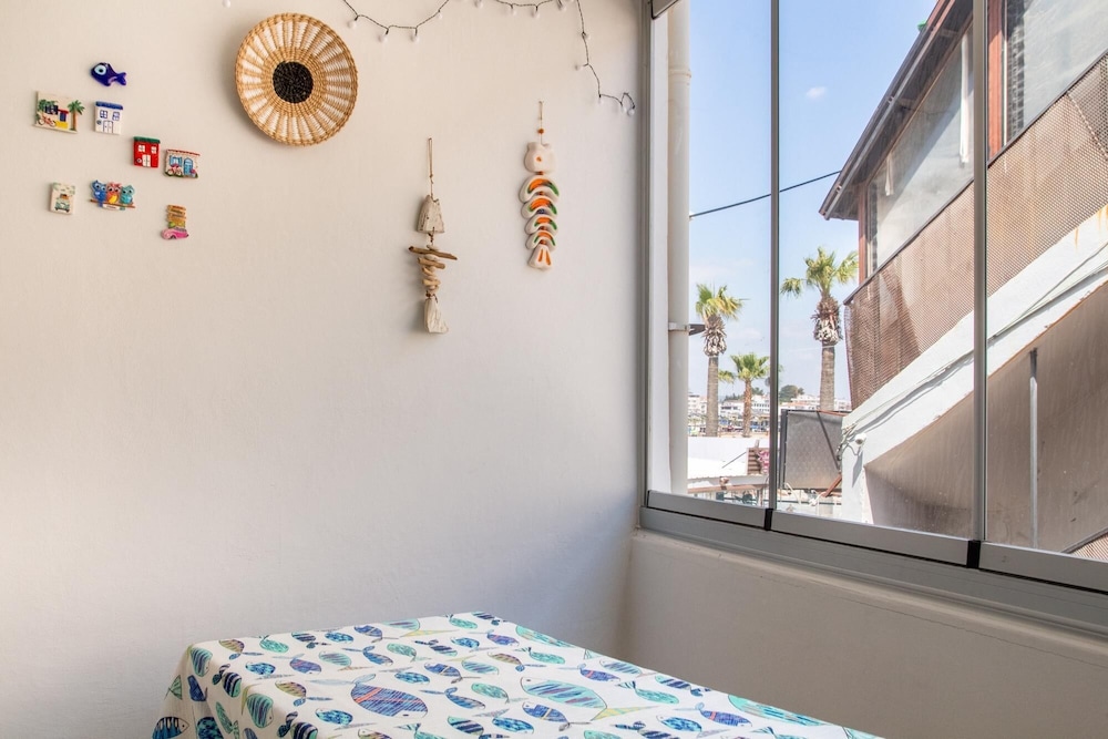 Spacious and Furnished Flat Next to Beach in Didim