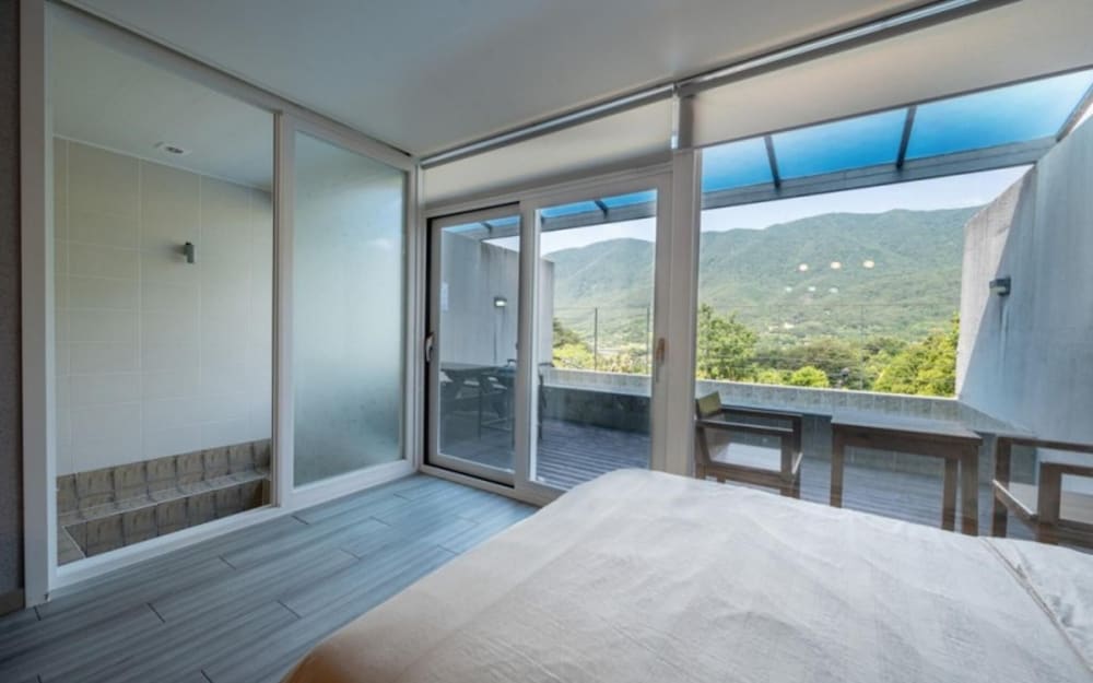 Sancheong Pool Villa Y