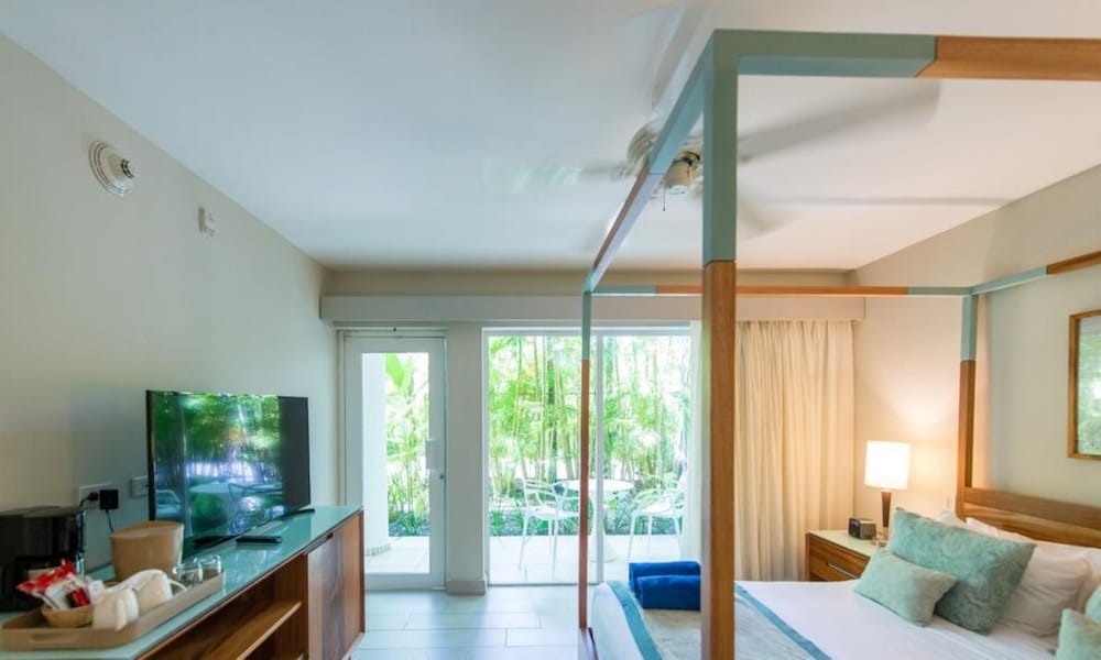 VH Atmosphere - Adults Only - Property Image 27