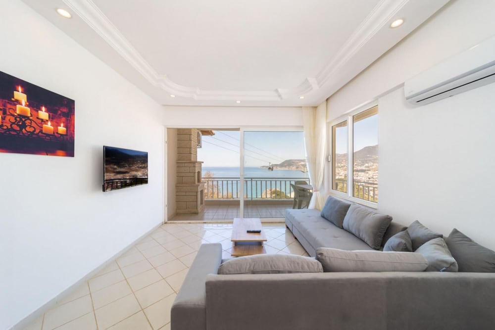 Flat With Sea Nature View and Balcony in Alanya