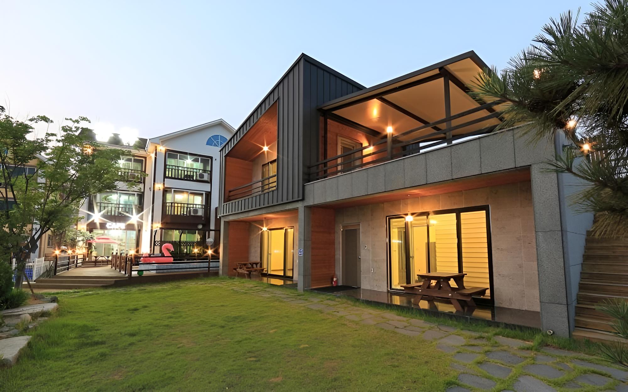 Gyeongju Bombom Pension