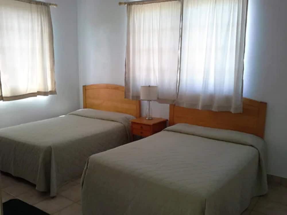 Orange Creek Inn - Property Image 4