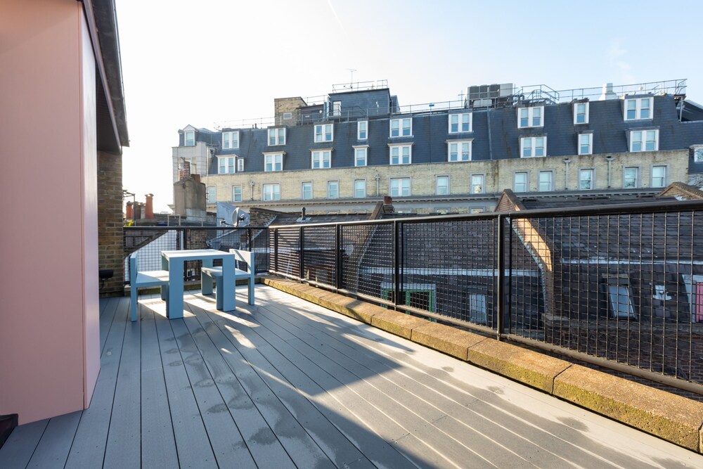 Stunning 3 Bedroom Flat in Covent Garden