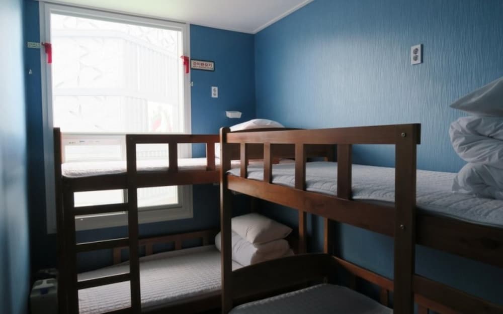 Busan Hyu Plus Guest House