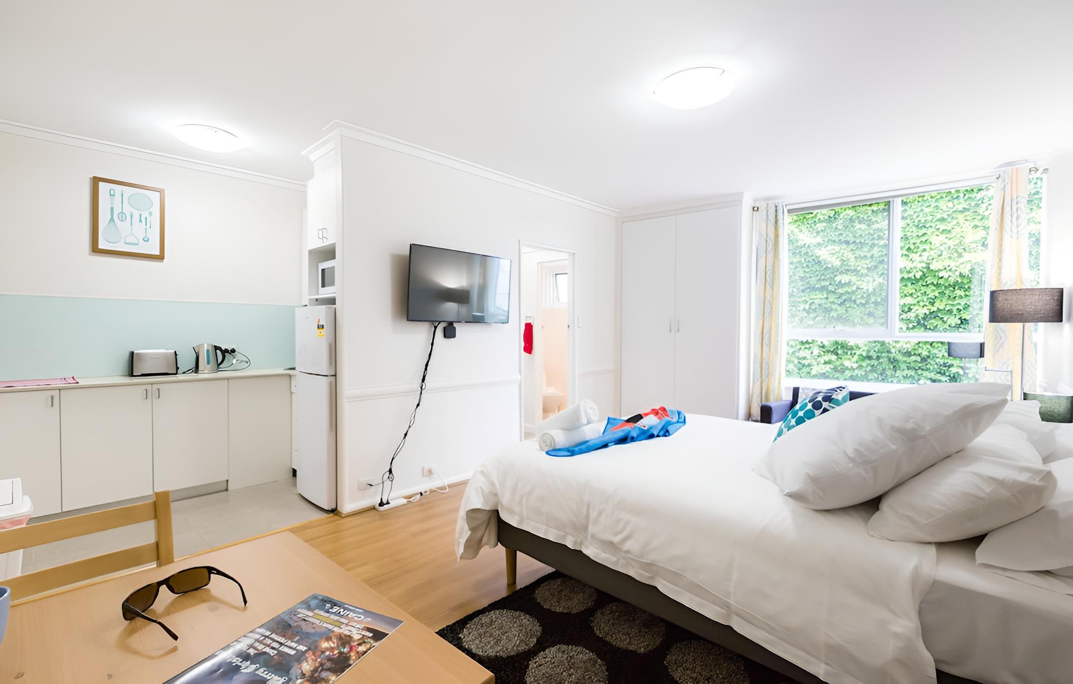 GENIE, 1BDR East Melbourne Studio