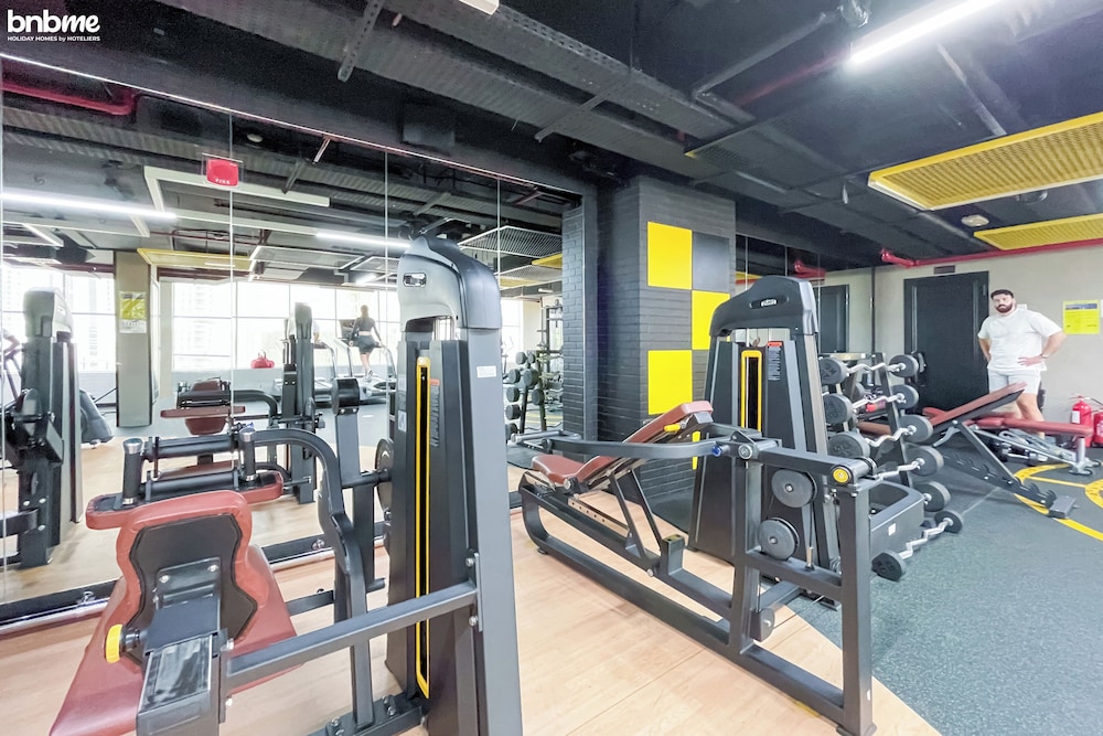 St-BurjNujoom-1703