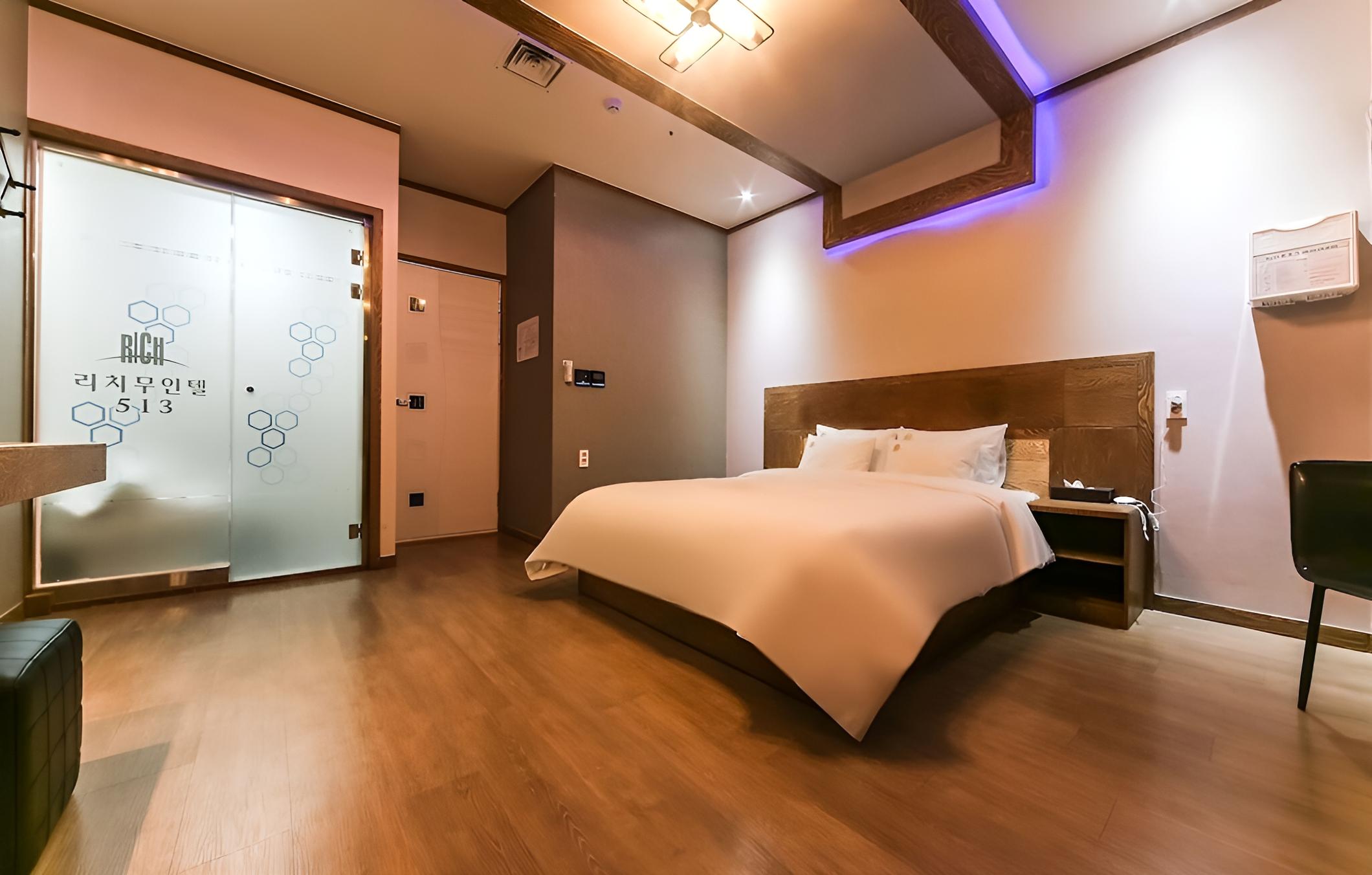 Eumseong Rich Self Check-in Motel